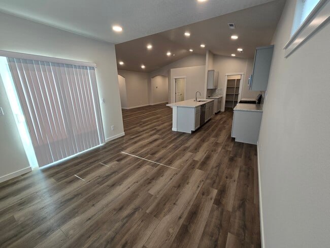 2232 W Jay Ave in Spokane, WA - Building Photo - Building Photo