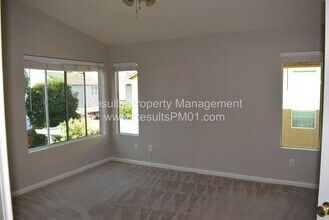 2833 Babson Dr in Elk Grove, CA - Building Photo - Building Photo