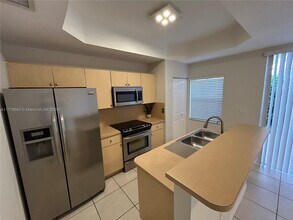 4961 Leeward Ln in Fort Lauderdale, FL - Building Photo - Building Photo