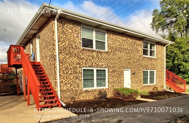 335 Ridgeview Ave in Rockford, IL - Building Photo - Building Photo