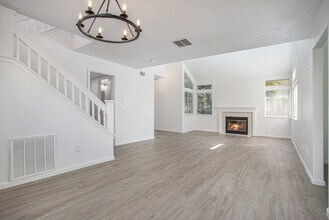 390 Zachary Dr in Vacaville, CA - Building Photo - Building Photo