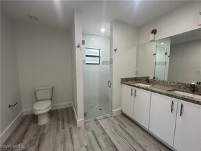 609 NW 37th Ave in Cape Coral, FL - Building Photo - Building Photo