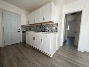 7111 Colwyn Ave in Highland, CA - Building Photo - Building Photo