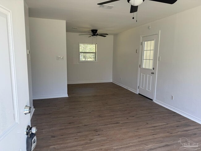 224 Edison Dr in Pensacola, FL - Building Photo - Building Photo