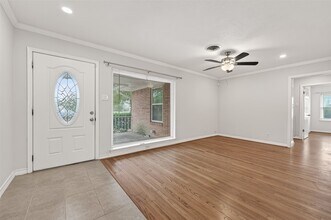 3003 Topham Cir in Houston, TX - Building Photo - Building Photo