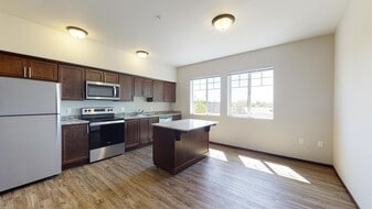 3321 173rd Pl NE in Arlington, WA - Building Photo