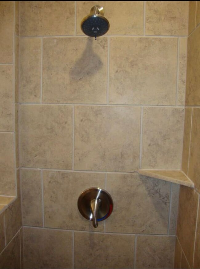 property at 1725 Pecan Park Dr