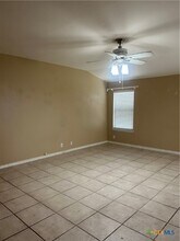 219 San Saba in New Braunfels, TX - Building Photo - Building Photo