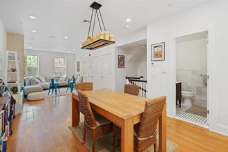 625 Bloomfield St in Hoboken, NJ - Foto de edificio - Building Photo