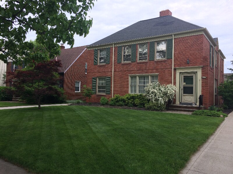 3584 Palmerston Rd, Unit Down in Shaker Heights, OH - Foto de edificio