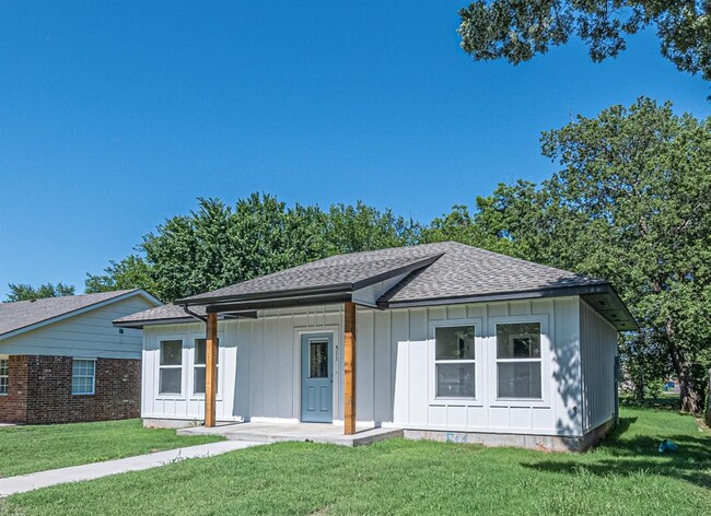 414 N Aydelotte Ave in Shawnee, OK - Building Photo - Building Photo