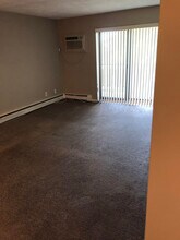 100 Grand View Ave, Unit 9A in Quincy, MA - Foto de edificio - Building Photo