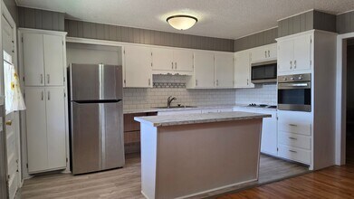 2403 38th St in Lubbock, TX - Building Photo - Building Photo