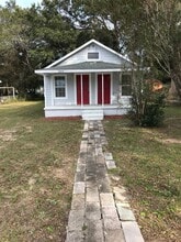 204 Brigadier St in Pensacola, FL - Building Photo - Building Photo