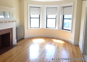 19 Brighton Ave, Unit 4 in Boston, MA - Foto de edificio - Building Photo
