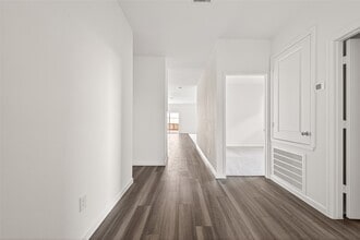 1092 Sunlit Cir in Brookshire, TX - Building Photo - Building Photo