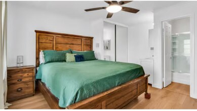 3975 Hortensia St in San Diego, CA - Building Photo - Building Photo