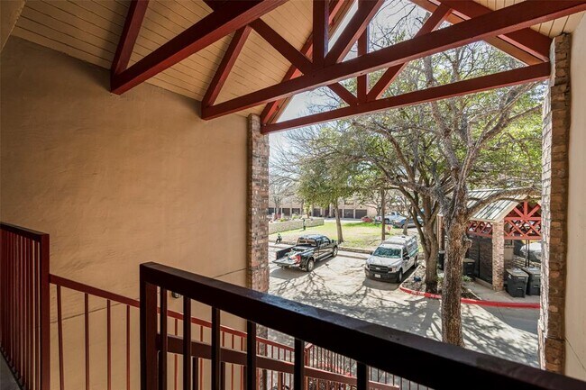 6804 N Capital of Texas Hwy in Austin, TX - Building Photo - Building Photo