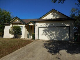 2202 Quiet Wood Dr in Austin, TX - Building Photo