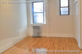 40 Cedar St in Somerville, MA - Building Photo - Building Photo