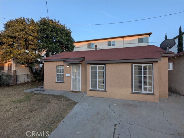 126 1/2 N 6th St in Montebello, CA - Building Photo