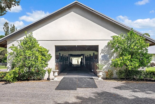 14339 Collecting Canal Rd in Loxahatchee Groves, FL - Building Photo - Building Photo