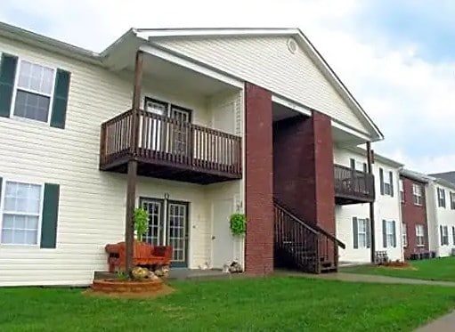 Water's Edge in Austin, IN - Building Photo