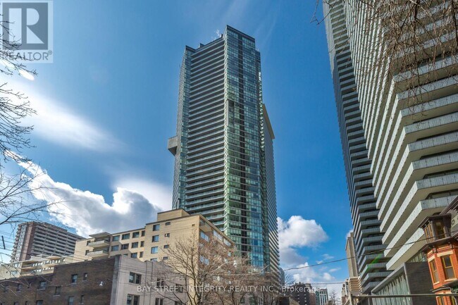 45-2145 Charles St E
