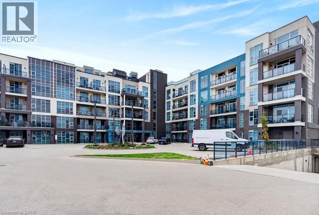 property at 10 Concord Pl