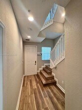 11980 SW 29th St in Miramar, FL - Foto de edificio - Building Photo