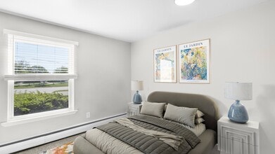 Huntington House Apartments in Riverview, MI - Foto de edificio - Building Photo