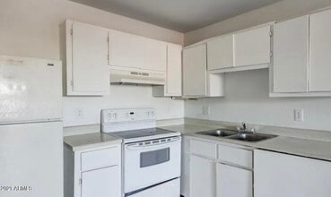 1709 W Mountain View Rd in Phoenix, AZ - Building Photo - Building Photo