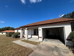 104 Emerald Rd in Ocala, FL - Building Photo - Building Photo