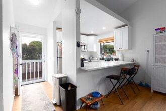 4343 Banning St in San Diego, CA - Building Photo - Building Photo