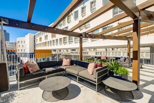 One Santa Fe in Los Angeles, CA - Building Photo