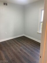 978 E 331st St in Eastlake, OH - Building Photo - Building Photo