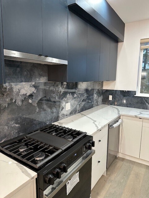 2200 Millstream Rd in Victoria, BC - Building Photo - Building Photo