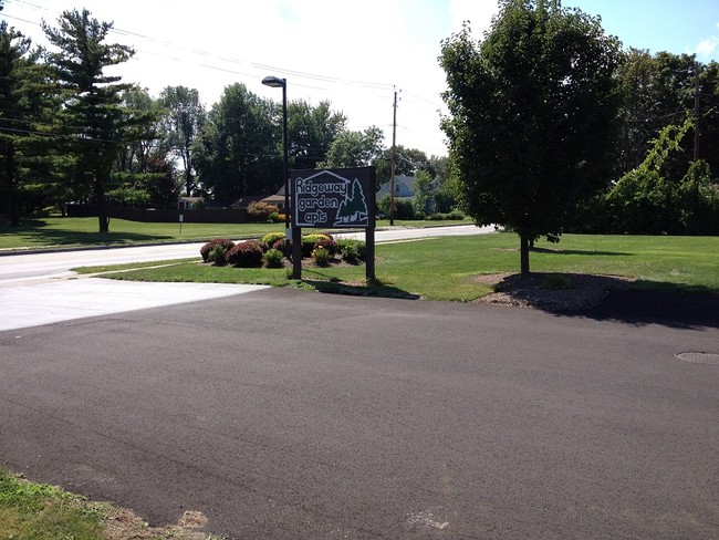 Ridgeway Garden Apartments