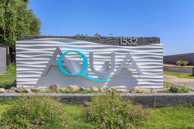 Aqua Apartments in Tempe, AZ - Foto de edificio - Building Photo