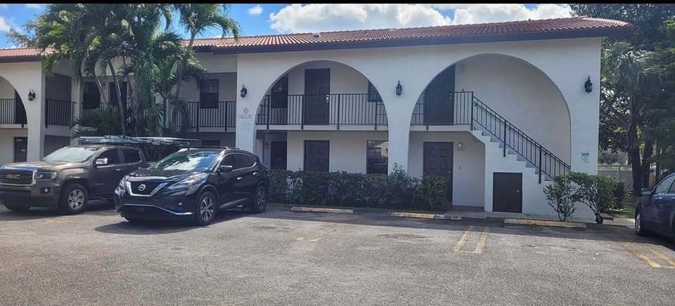 11676 NW 45th St, Unit 11676 in Coral Springs, FL - Building Photo