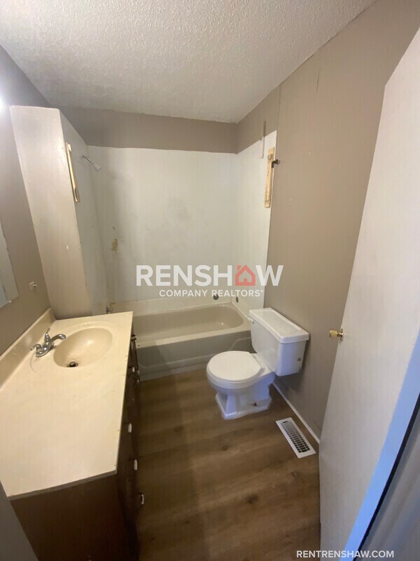 417 Elm St in Tiptonville, TN - Building Photo - Building Photo