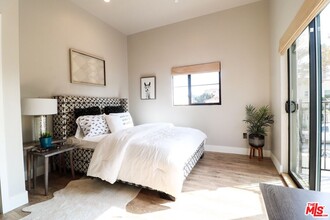1247 S Plymouth Blvd in Los Angeles, CA - Building Photo - Building Photo