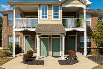 Greystone of Noblesville in Noblesville, IN - Foto de edificio - Building Photo