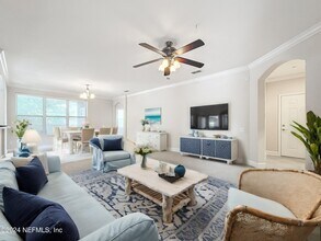 4480 Deerwood Lake Pkwy in Jacksonville, FL - Building Photo - Building Photo