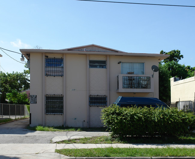 1350 SW 5th St in Miami, FL - Building Photo - Building Photo