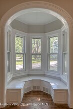186 2nd St in Port Ewen, NY - Building Photo - Building Photo