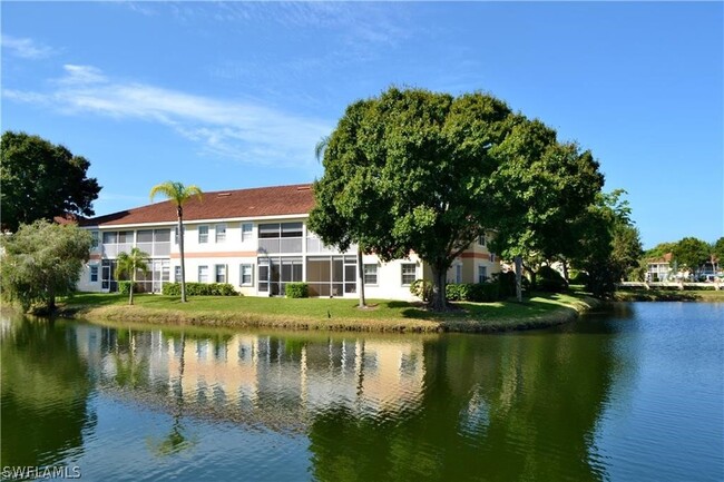 7436 Plumbago Bridge Rd in Naples, FL - Foto de edificio - Building Photo