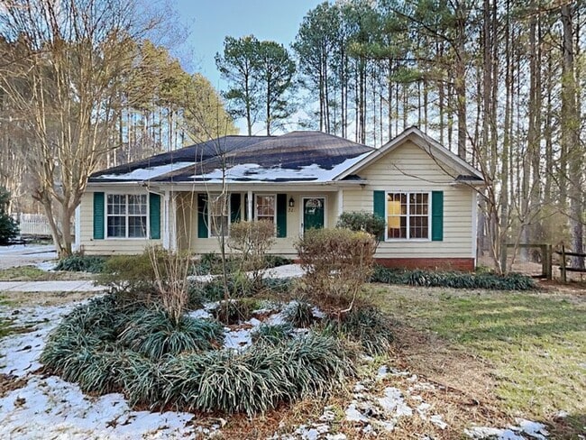 property at 315 Honeywood Ln