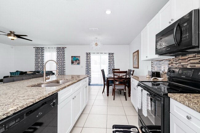 property at 3813 Broadlands Ln