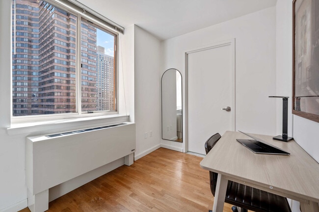 1501 Lexington Ave in New York, NY - Building Photo - Building Photo
